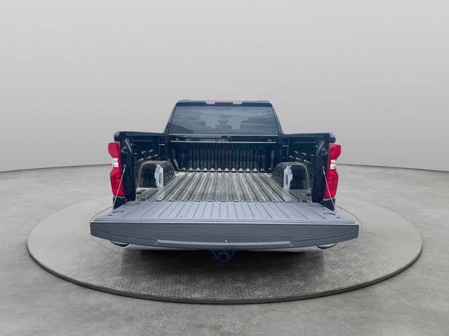 2026 Chevrolet Silverado 1500 4WD Crew Cab Short Bed LT with 2FL