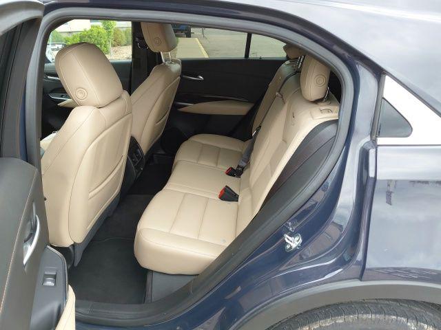 2025 Cadillac XT4 FWD Premium Luxury