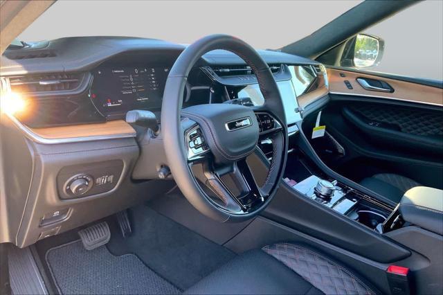 2026 Jeep Grand Cherokee Summit 4x4