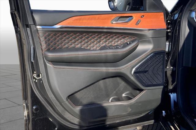 2026 Jeep Grand Cherokee Summit 4x4