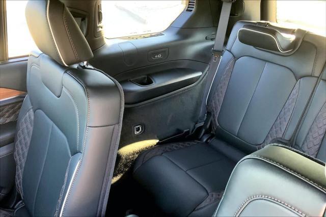 2026 Jeep Grand Cherokee Summit 4x4