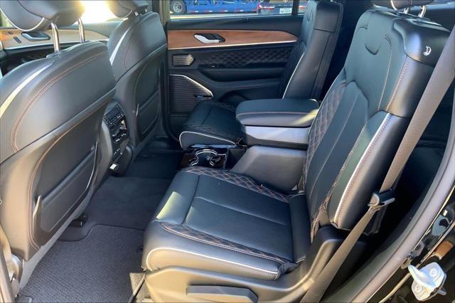 2026 Jeep Grand Cherokee Summit 4x4