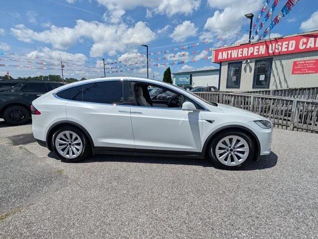 2018 Tesla Model X 75D 2018 Tesla Model X 75D