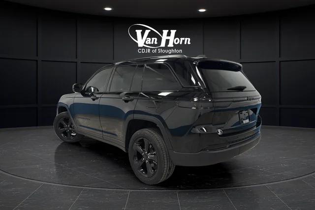 2025 Jeep Grand Cherokee Altitude X 4x4