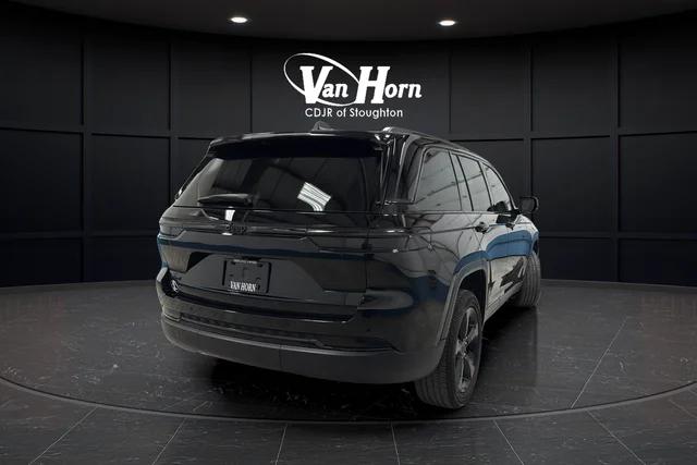 2025 Jeep Grand Cherokee Altitude X 4x4