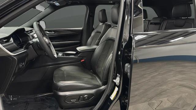 2025 Jeep Grand Cherokee Altitude X 4x4