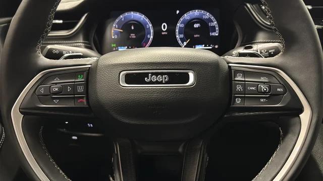 2025 Jeep Grand Cherokee Altitude X 4x4