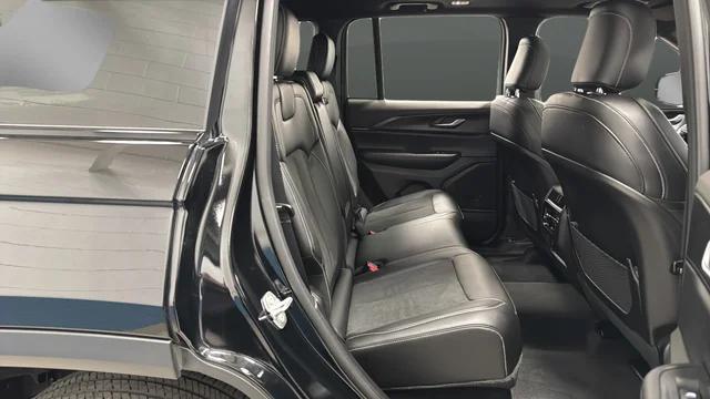 2025 Jeep Grand Cherokee Altitude X 4x4