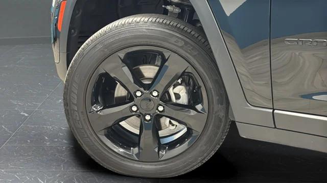 2025 Jeep Grand Cherokee Altitude X 4x4