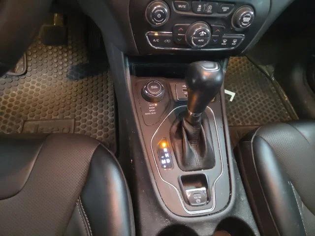 2022 Jeep Cherokee Latitude Lux 4x4