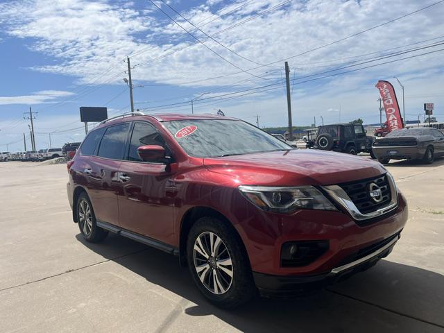 2017 Nissan Pathfinder SL