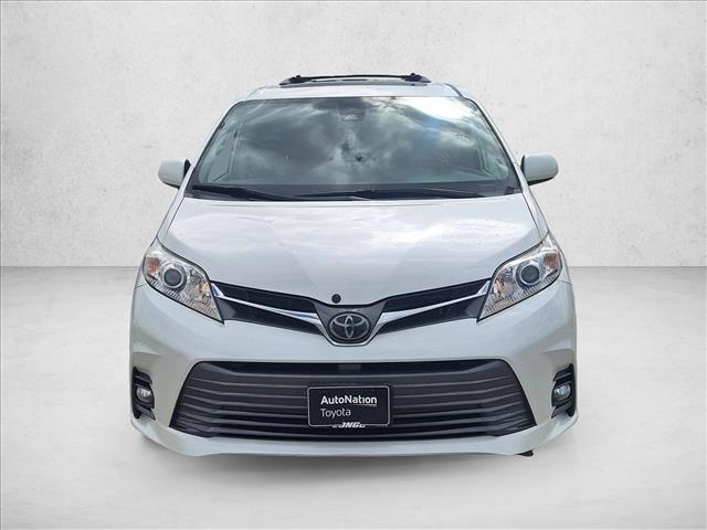 2019 Toyota Sienna XLE Premium 8 Passenger