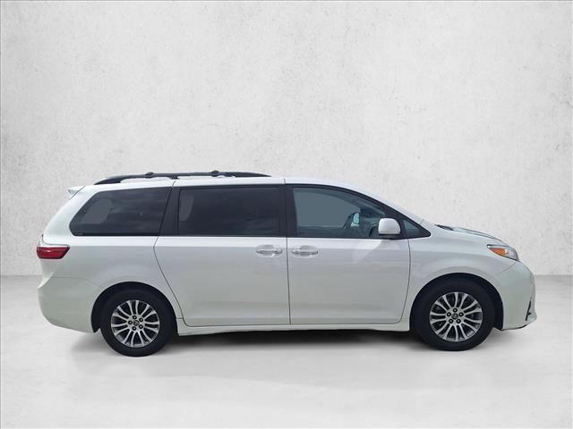 2019 Toyota Sienna XLE Premium 8 Passenger
