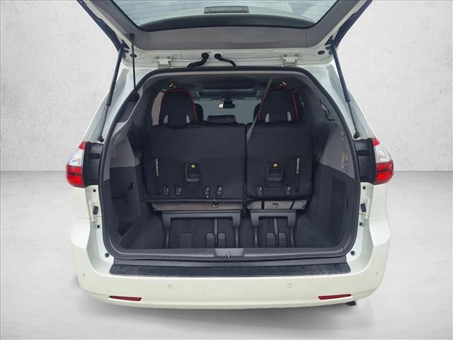 2019 Toyota Sienna XLE Premium 8 Passenger