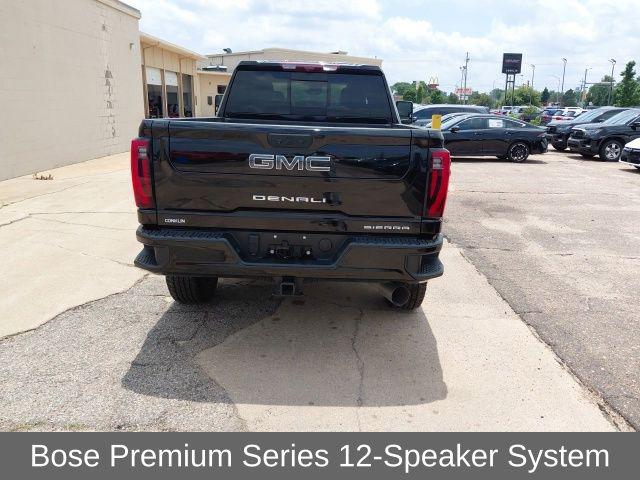 2025 GMC Sierra 2500HD 4WD Crew Cab Standard Bed Denali Ultimate
