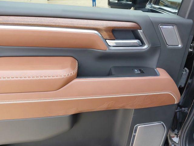 2025 GMC Sierra 2500HD 4WD Crew Cab Standard Bed Denali Ultimate
