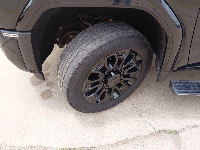2025 GMC Sierra 2500HD 4WD Crew Cab Standard Bed Denali Ultimate