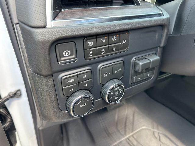 2026 Chevrolet Tahoe 4WD Premier