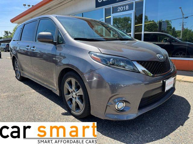 2015 Toyota Sienna SE 8 Passenger for sale in Wausau, WI