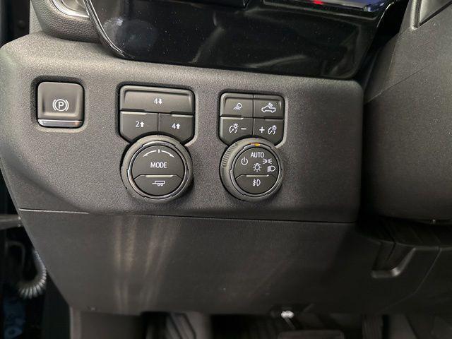 2026 Chevrolet Silverado 2500HD Crew Cab, Standard Bed, LT, 4WD