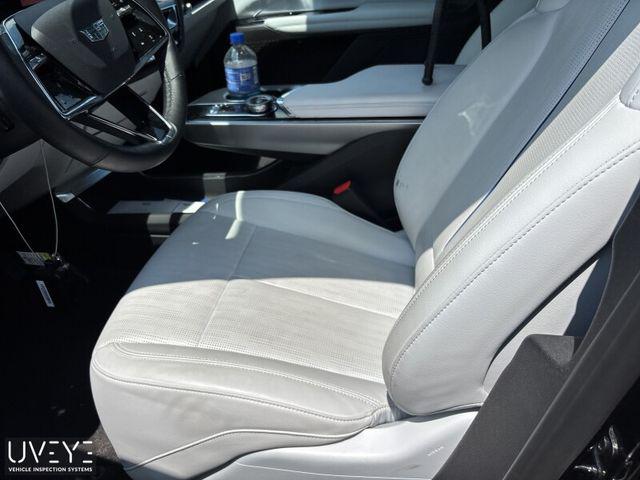 2024 Cadillac iQ Luxury w/1SC