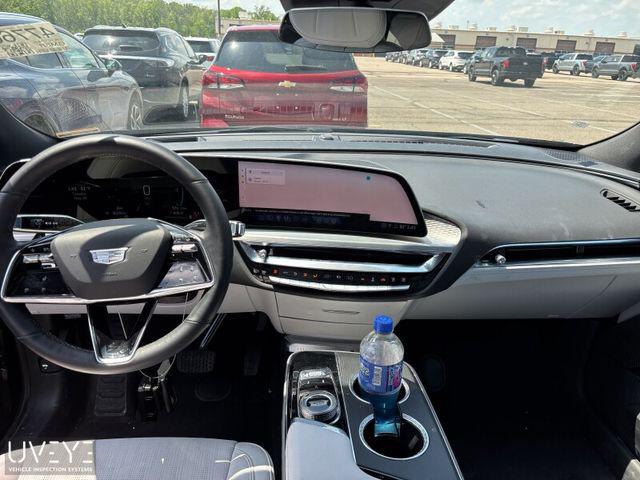 2024 Cadillac iQ Luxury w/1SC