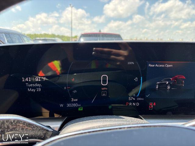 2024 Cadillac iQ Luxury w/1SC
