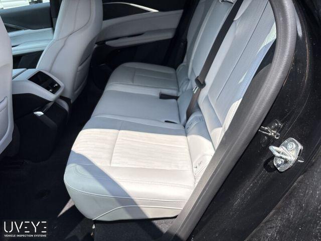 2024 Cadillac iQ Luxury w/1SC