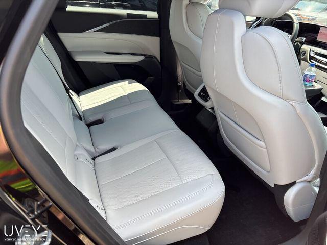 2024 Cadillac iQ Luxury w/1SC