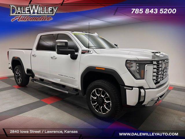 2025 GMC Sierra 3500HD 4WD Crew Cab Standard Bed Denali for sale in Lawrence, KS