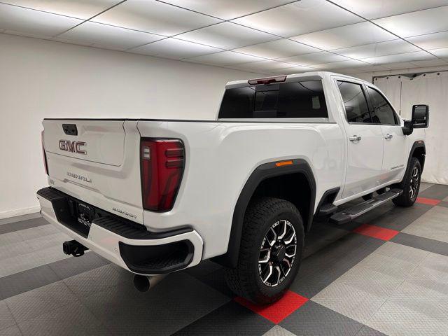 2025 GMC Sierra 3500HD 4WD Crew Cab Standard Bed Denali