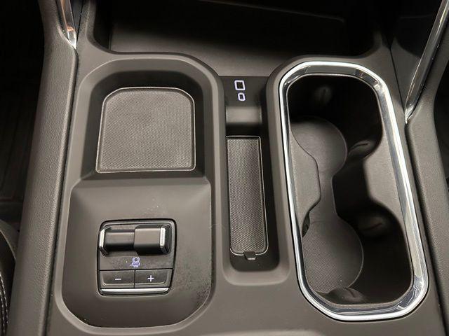 2025 GMC Sierra 3500HD 4WD Crew Cab Standard Bed Denali