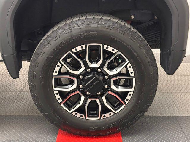 2025 GMC Sierra 3500HD 4WD Crew Cab Standard Bed Denali