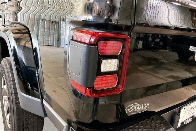 2020 Jeep Gladiator Overland