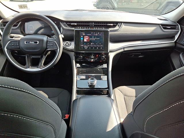 Used 2023 Jeep Grand Cherokee Laredo 4x4 For Sale in East Hanover, NJ