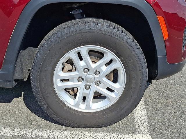 Used 2023 Jeep Grand Cherokee Laredo 4x4 For Sale in East Hanover, NJ