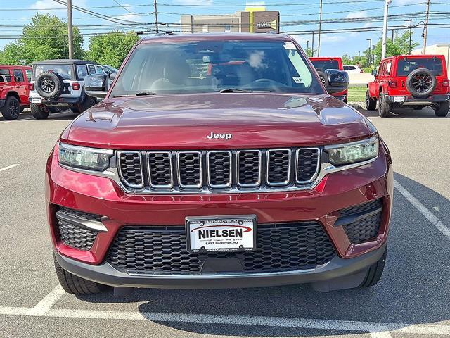 Used 2023 Jeep Grand Cherokee Laredo 4x4 For Sale in East Hanover, NJ