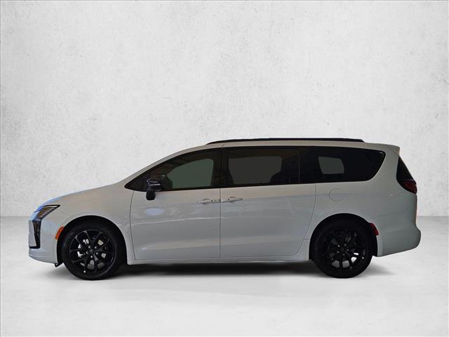 2027 Chrysler Pacifica Limited
