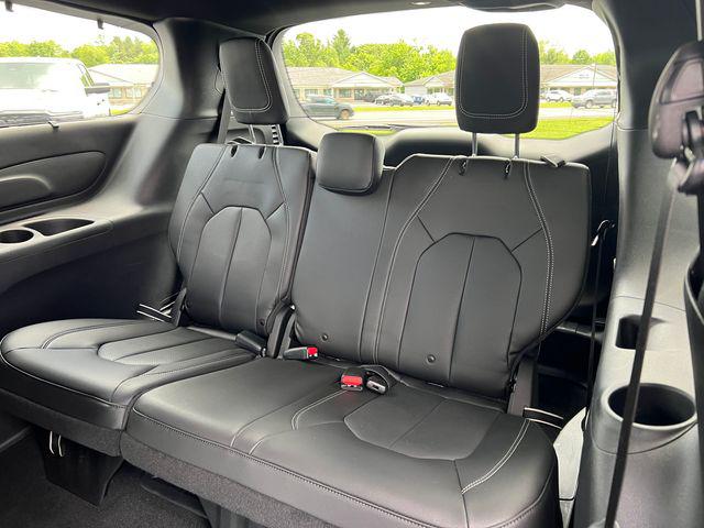 2021 Chrysler Pacifica Touring L AWD