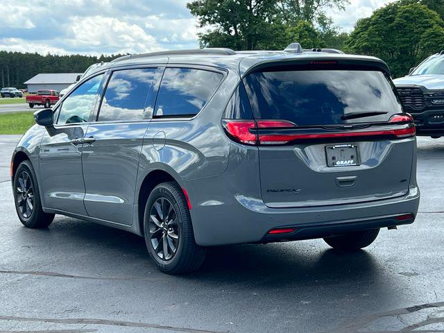 2021 Chrysler Pacifica Touring L AWD