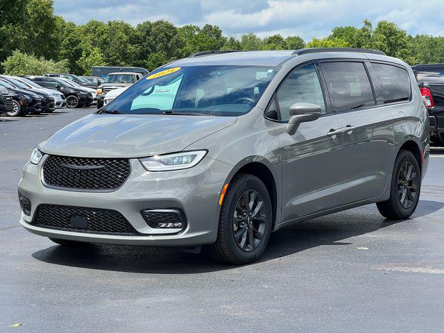 2021 Chrysler Pacifica Touring L AWD