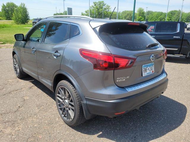 2017 Nissan Rogue Sport SL