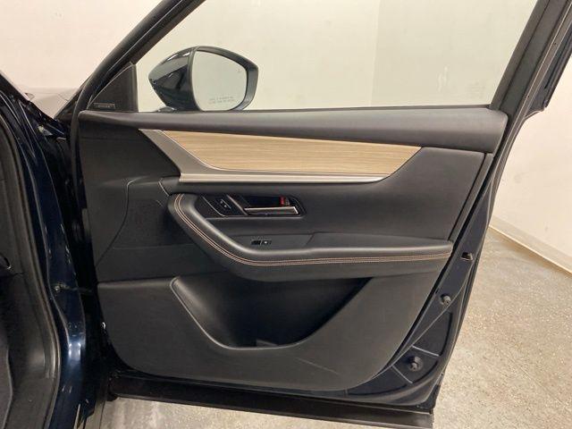 2025 Mazda X-90 Premium Sport