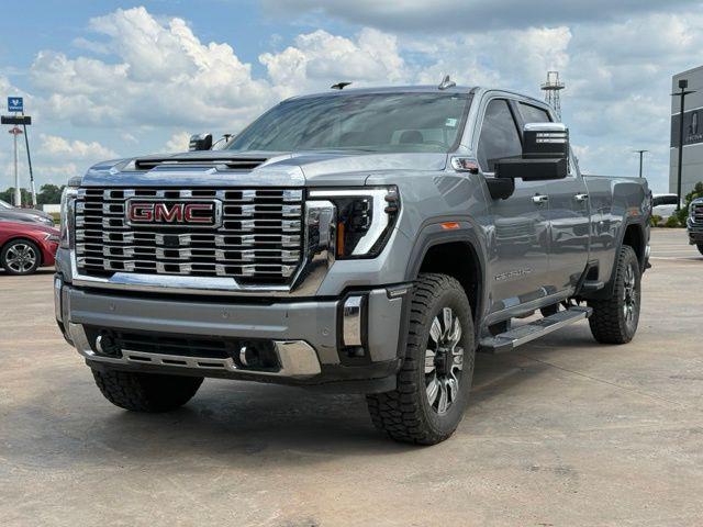 2024 GMC Sierra 2500HD 4WD Crew Cab Long Bed Denali