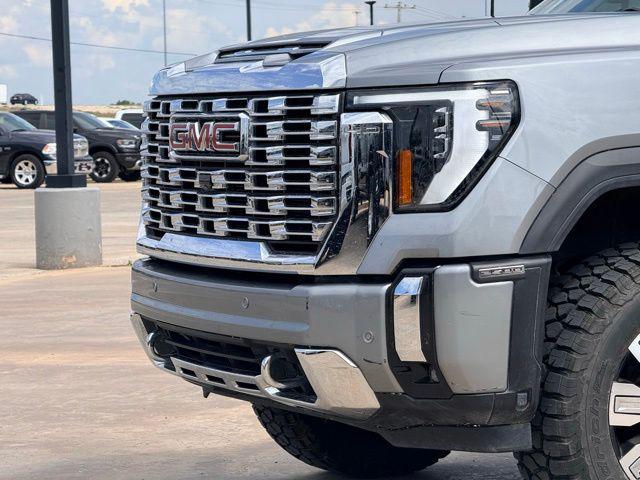 2024 GMC Sierra 2500HD 4WD Crew Cab Long Bed Denali