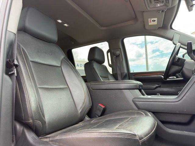 2024 GMC Sierra 2500HD 4WD Crew Cab Long Bed Denali