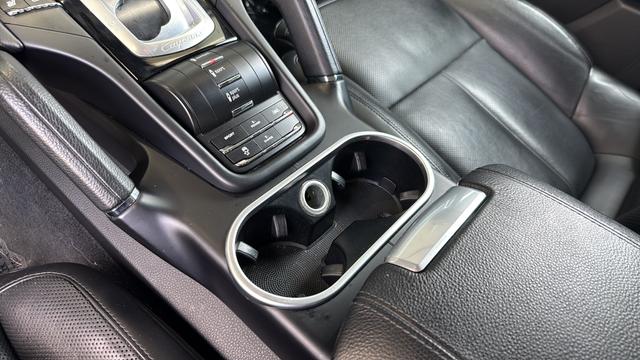 2017 Porsche Cayenne E-Hybrid S