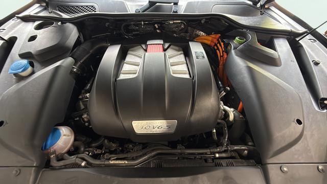 2017 Porsche Cayenne E-Hybrid S