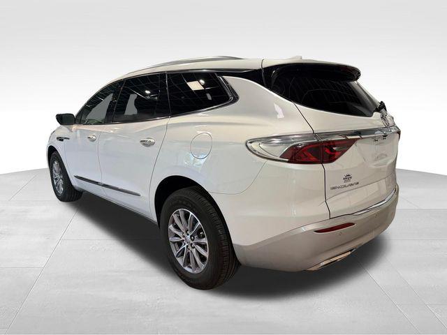 2023 Buick Enclave Essence FWD