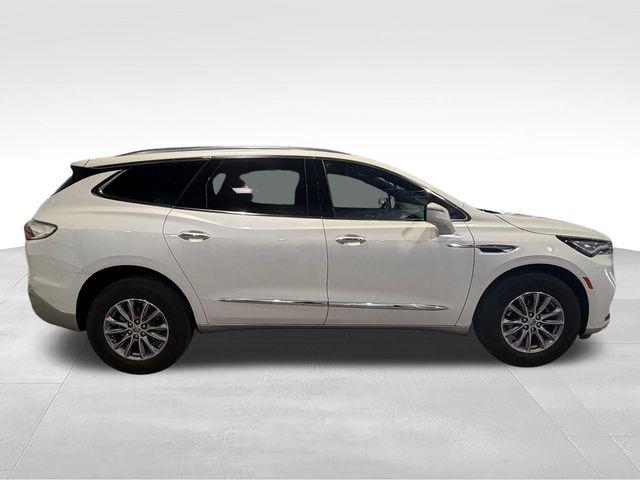 2023 Buick Enclave Essence FWD